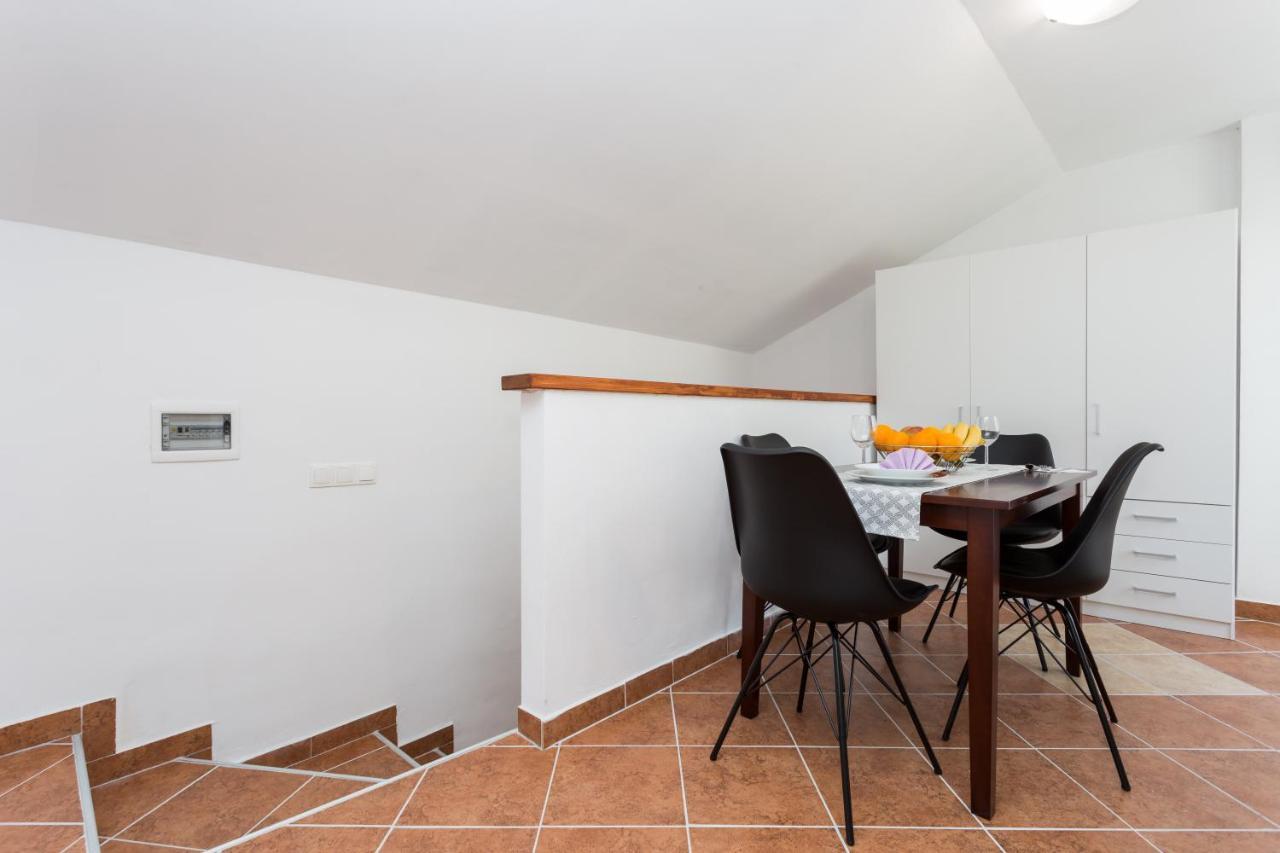 Apartmani Obala Башка Экстерьер фото