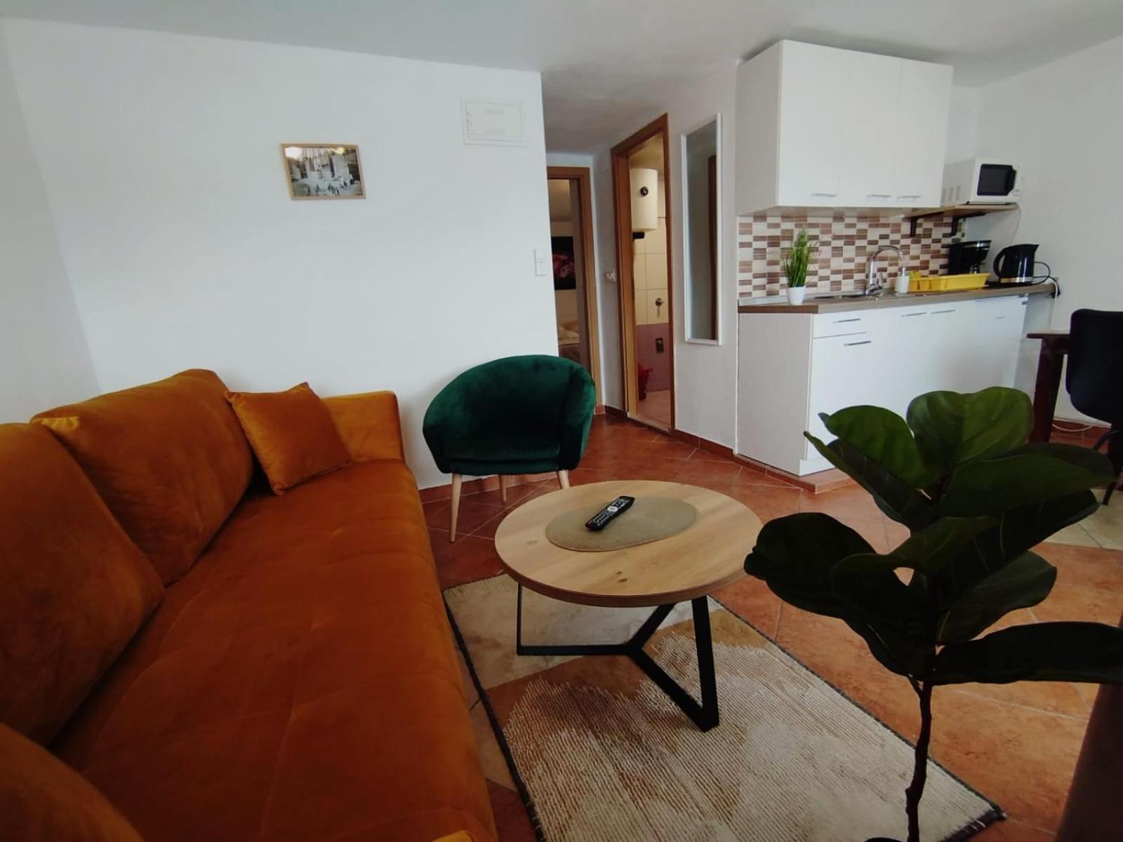 Apartmani Obala Башка Экстерьер фото